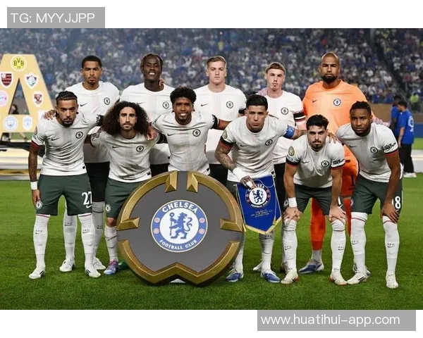 恩佐与加纳乔共同探讨切尔西圣诞慈善活动的足球团结力量 恩佐与加纳乔共同探讨切尔西圣诞慈善活动的足球团结力量