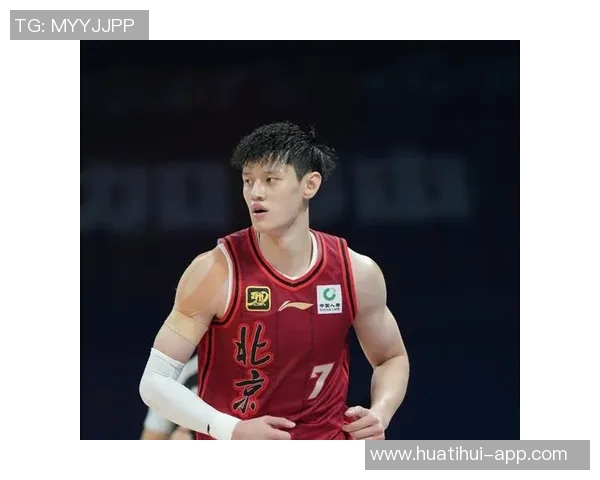 小波特盛赞曾凡博具备NBA潜力运动能力与投篮技术兼备