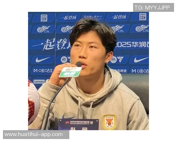 球迷怒斥谢文能表现糟糕呼吁其转型为网络红人