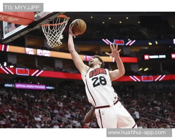 火箭队比赛稀缺令人怀念球迷期待球队重返赛场的热情与激情