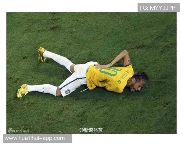 内马尔遭遇无接触拉伤痛苦倒地队医紧急救治后顽强回归赛场