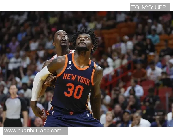 兰德尔表现稳定11投6中贡献14分4篮板1助攻1抢断助力球队胜利 兰德尔表现稳定11投6中贡献14分4篮板1助攻1抢断助力球队胜利