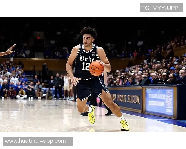 卡梅隆布泽尔表现惊艳砍下26分12篮板4助攻2封盖兄弟状态低迷仅得4分