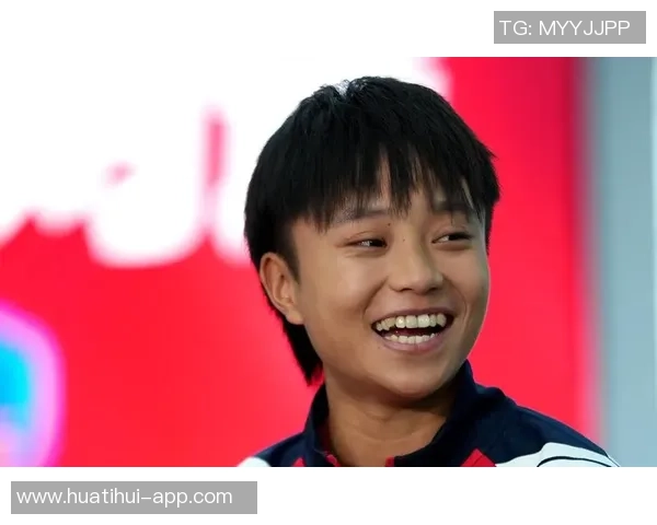 球王的小迷妹张琳艳穿梅西10号球衣晒美照引热议