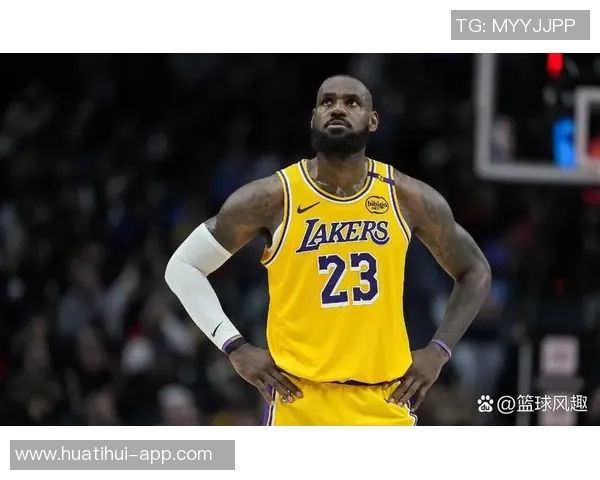 詹姆斯谈新赛季骑士压力大认为球队面临重大挑战与期待